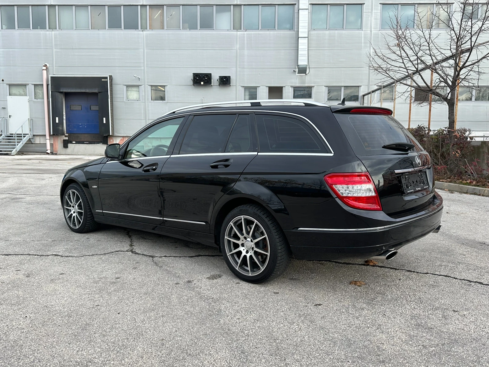 Mercedes-Benz C 320 4mat/Швейцария - изображение 3