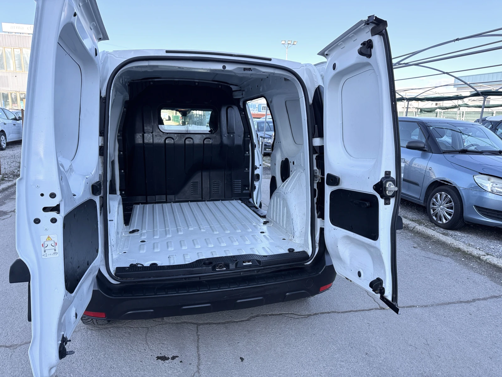 Renault Express 1.3 TCE - изображение 10