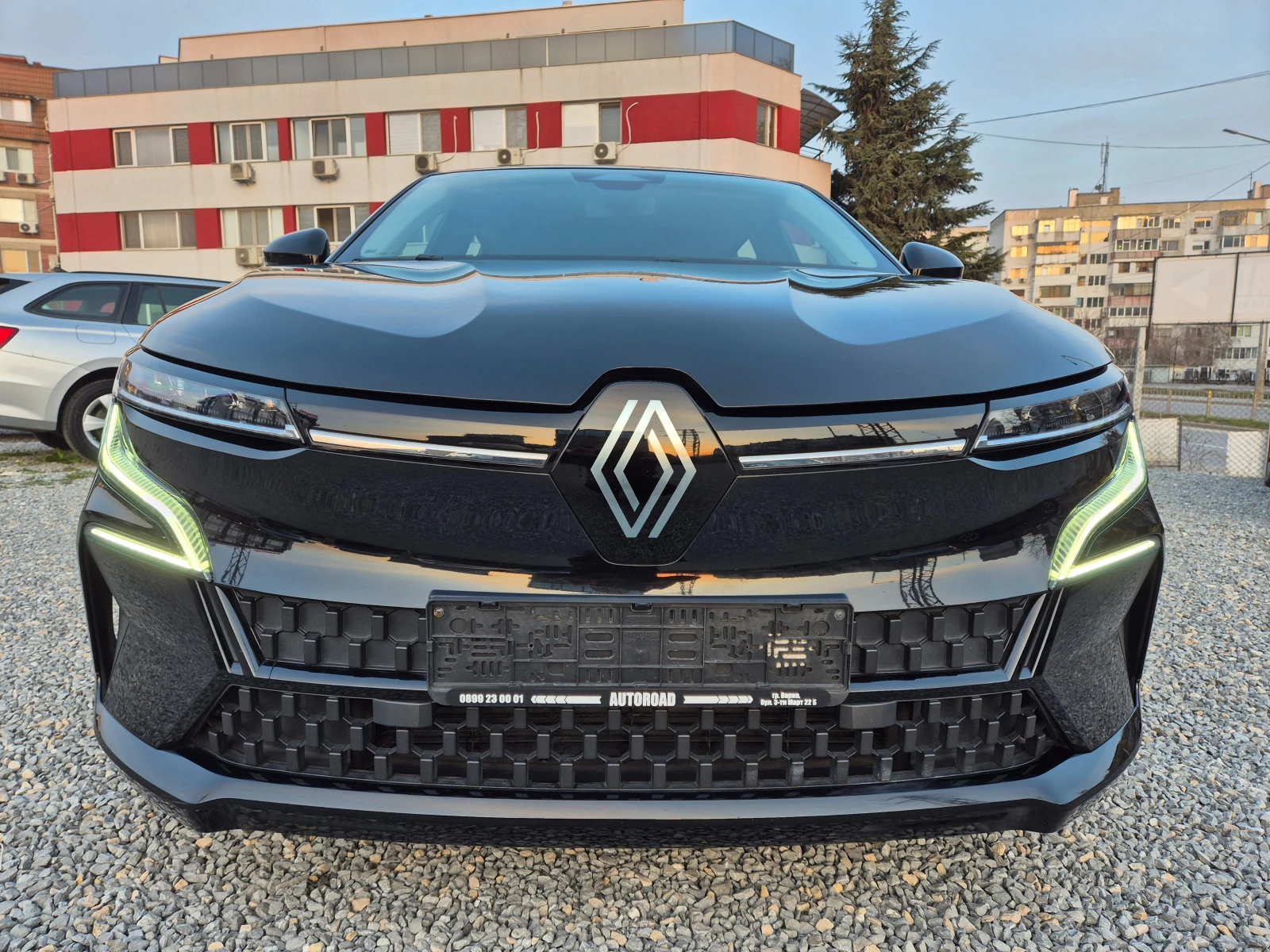 Renault Megane E-TECH-EV 60-220K.S. Equilibre optimum charge, снимка 5 - Автомобили и джипове - 53838556