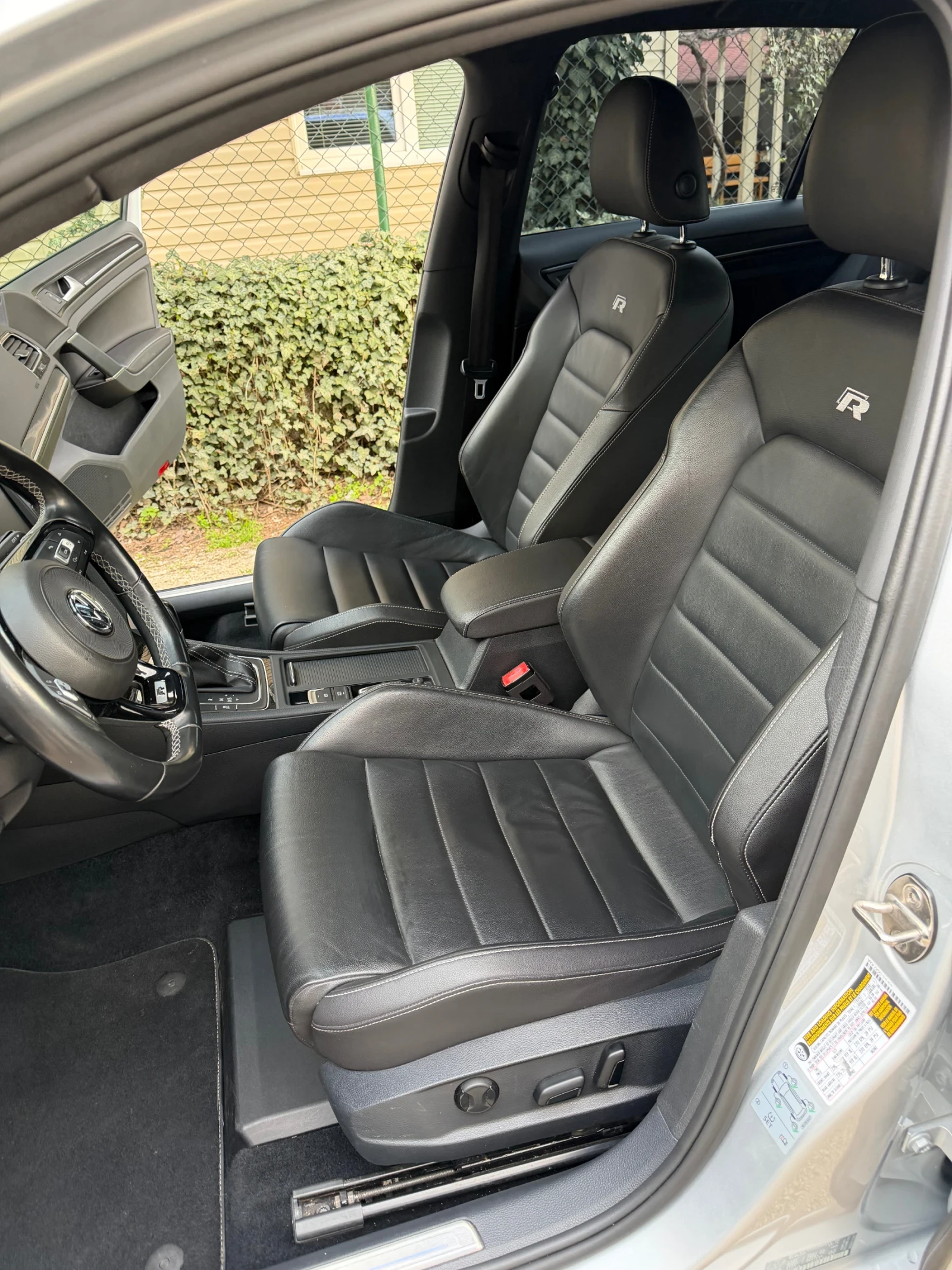 VW Golf R, снимка 7 - Автомобили и джипове - 54168469