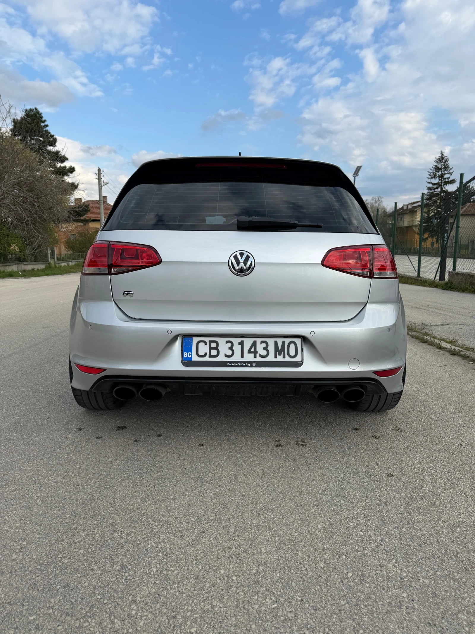 VW Golf R, снимка 3 - Автомобили и джипове - 54168469