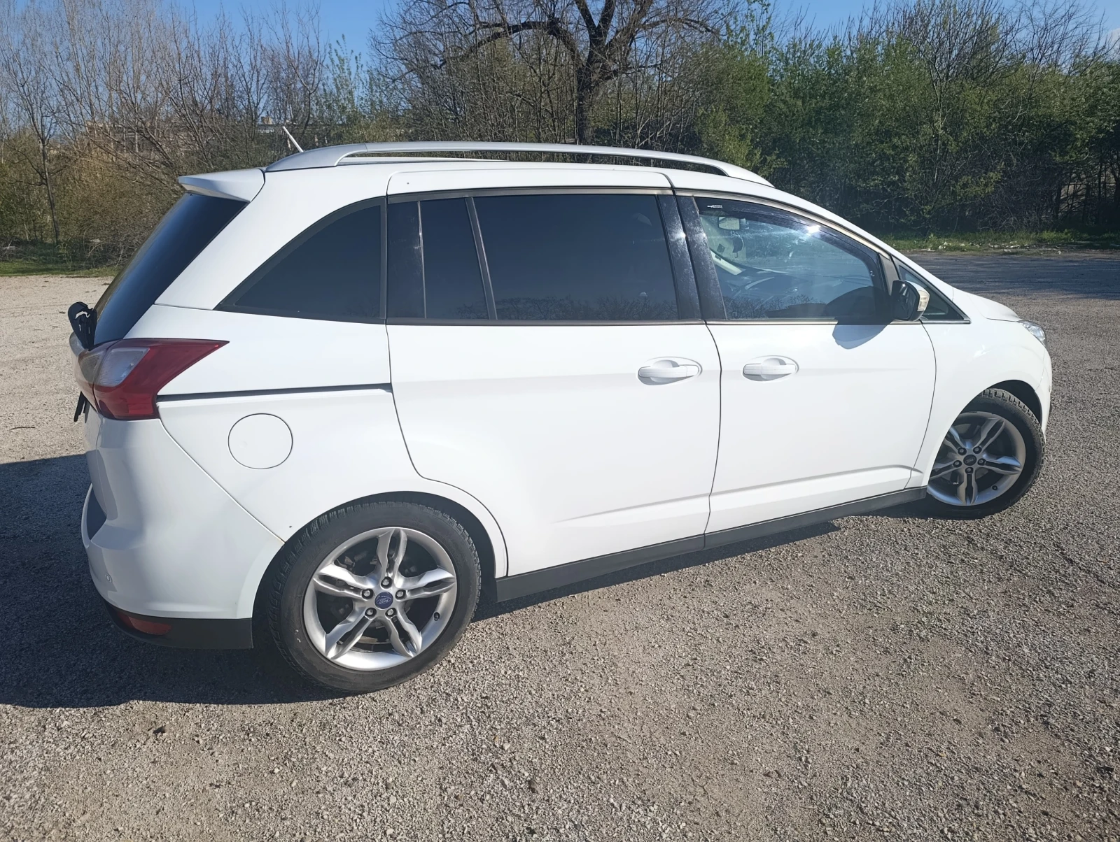 Ford Grand C-Max, снимка 4 - Автомобили и джипове - 54239721