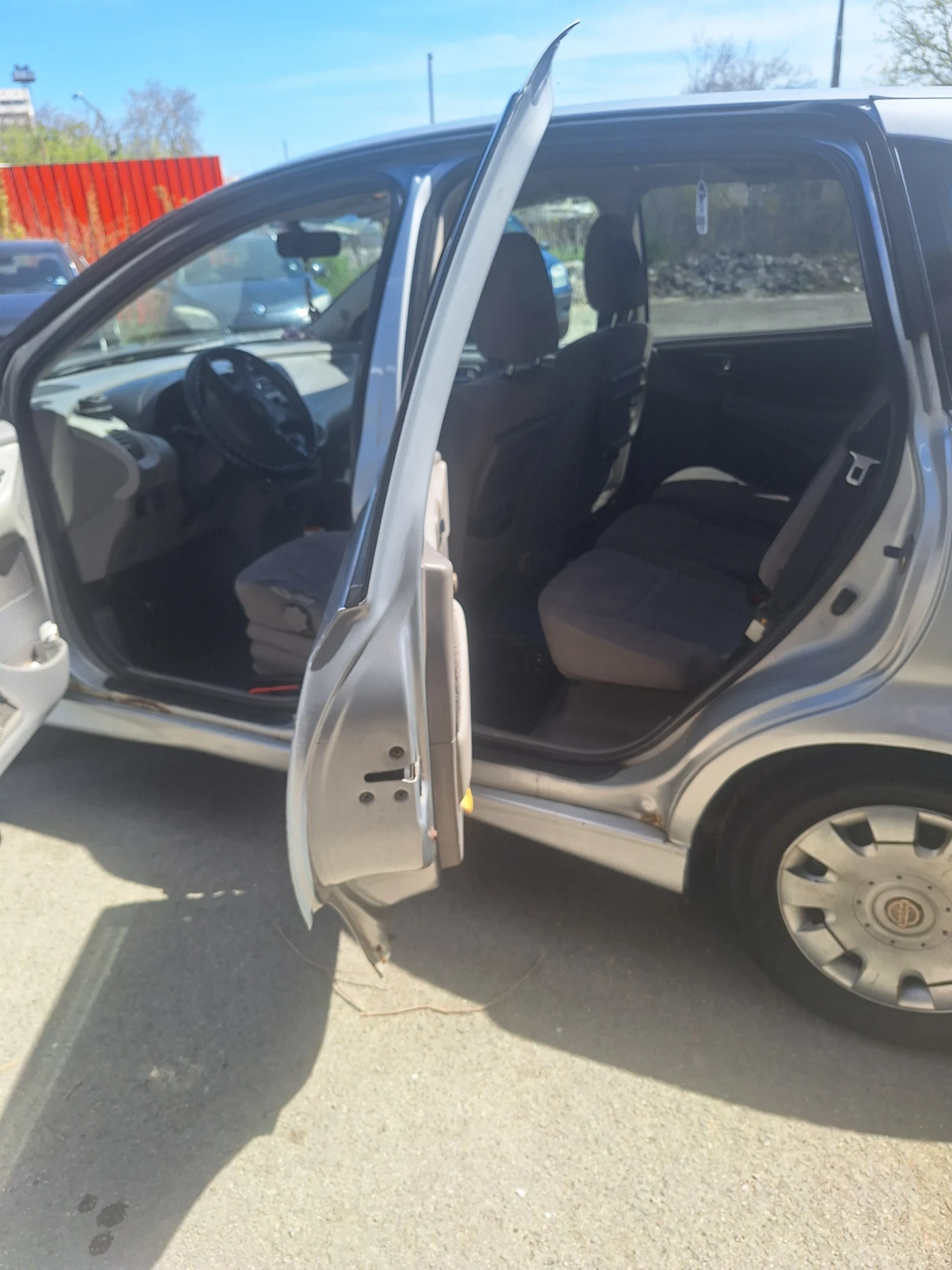 Nissan Almera, снимка 4 - Автомобили и джипове - 54493821