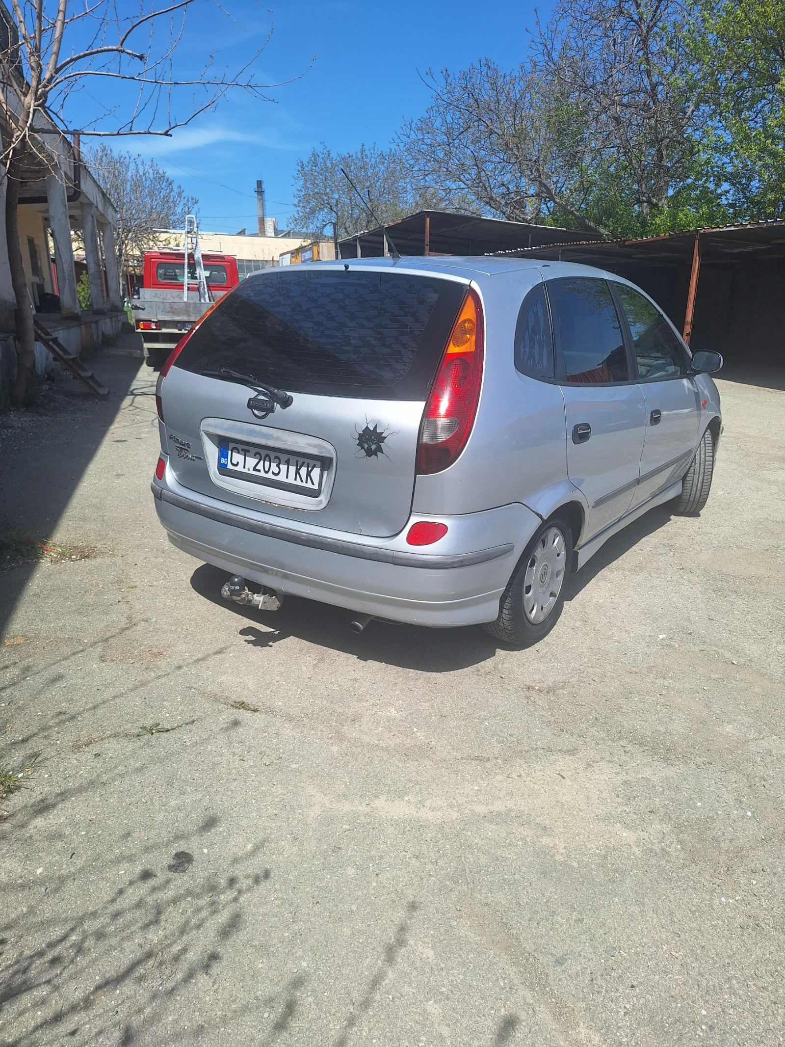 Nissan Almera, снимка 3 - Автомобили и джипове - 54493821