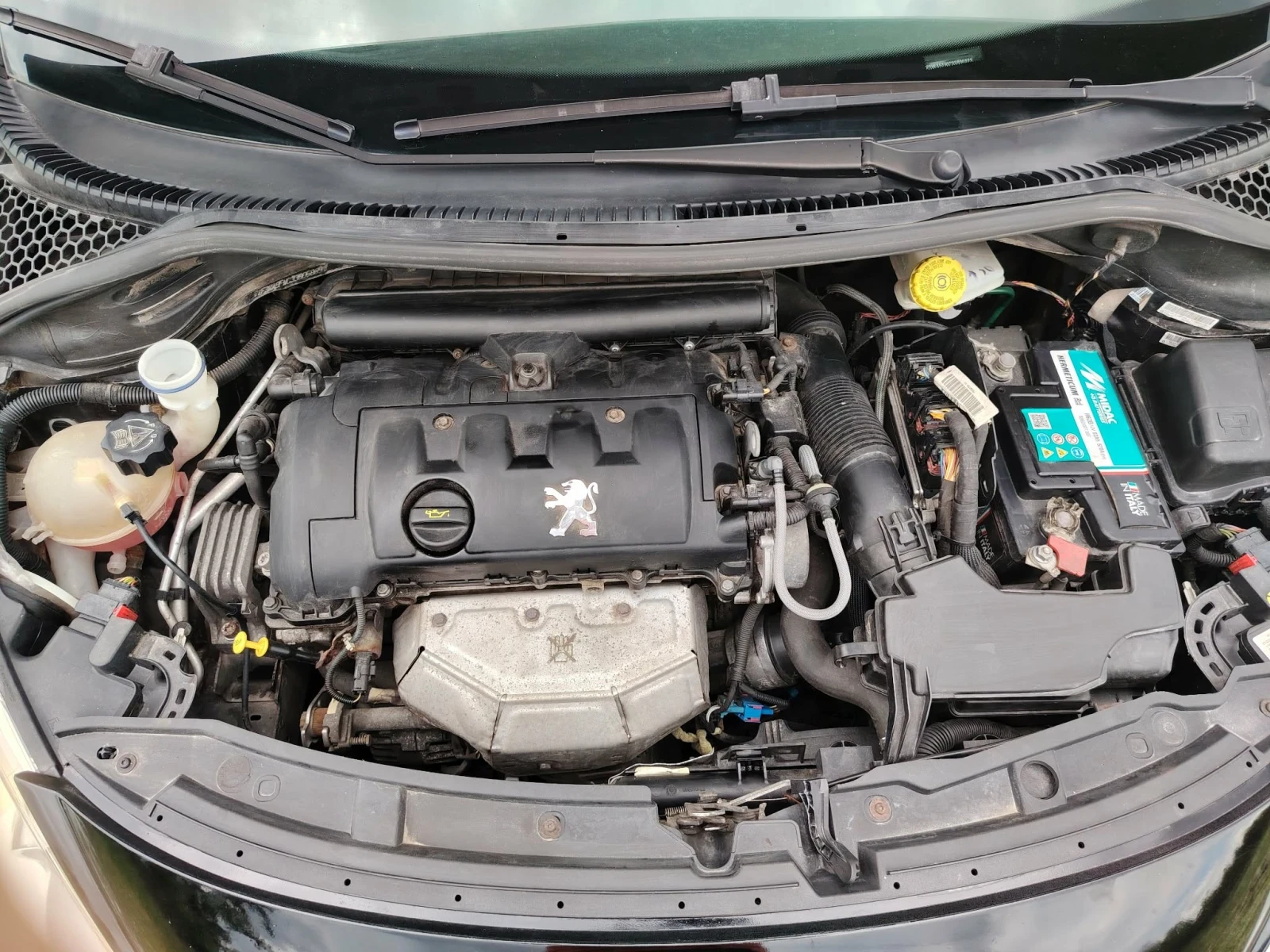 Peugeot 207, снимка 8 - Автомобили и джипове - 54633341