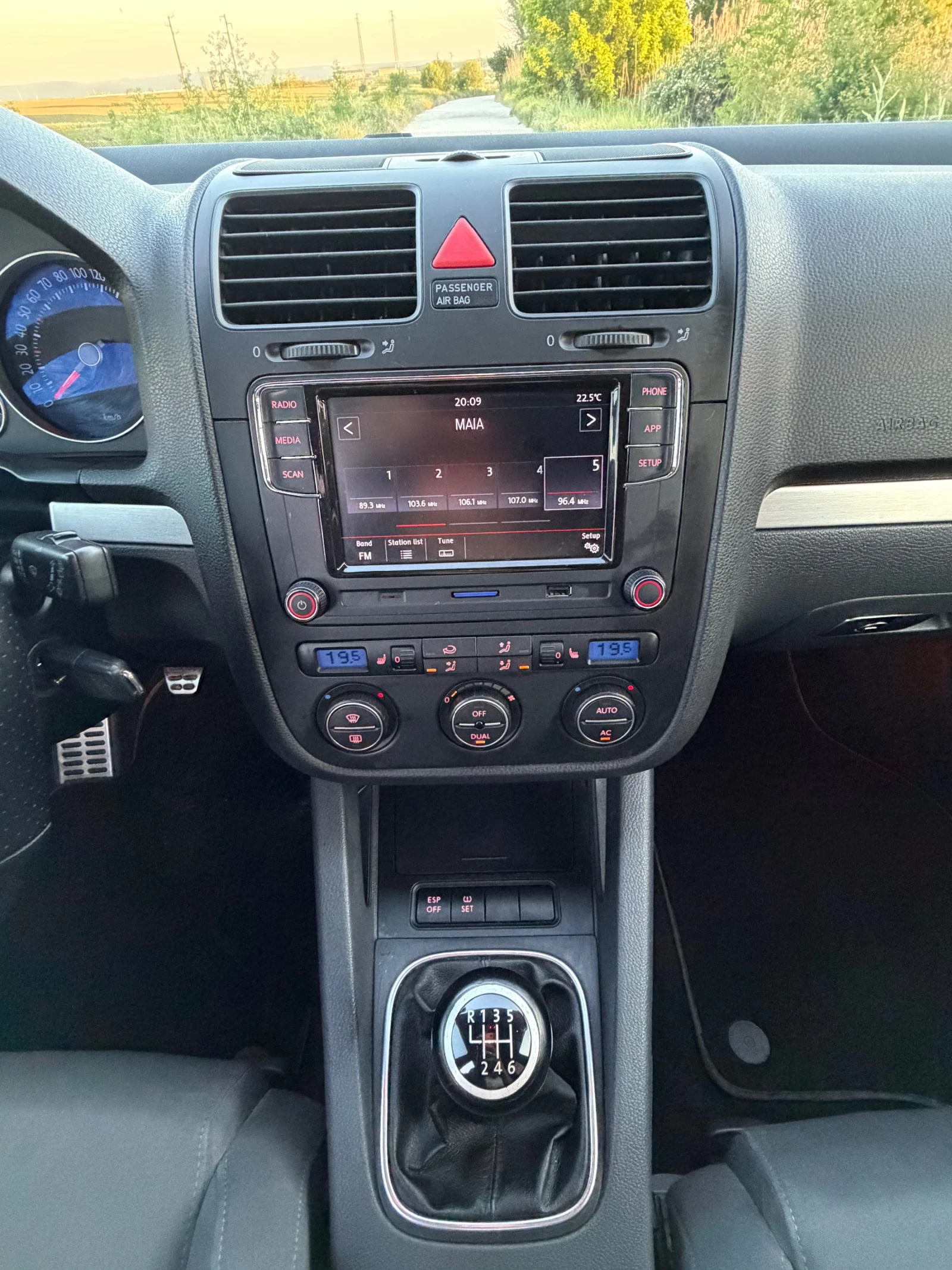 VW Golf GTI, снимка 9 - Автомобили и джипове - 54698495