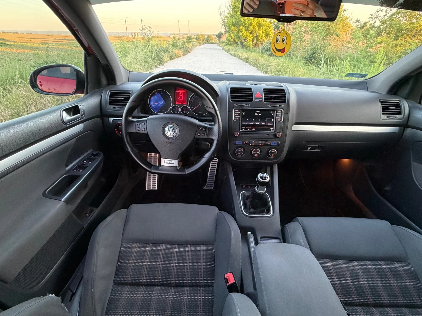 VW Golf GTI, снимка 8 - Автомобили и джипове - 54698495