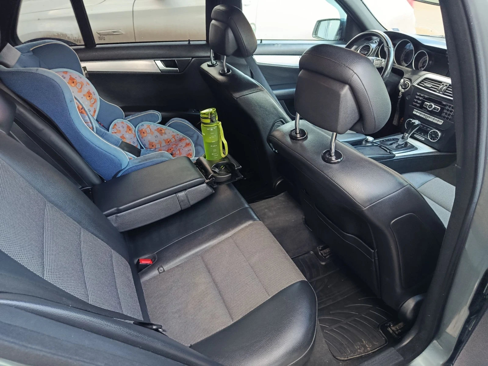 Mercedes-Benz C 220, снимка 7 - Автомобили и джипове - 55618758