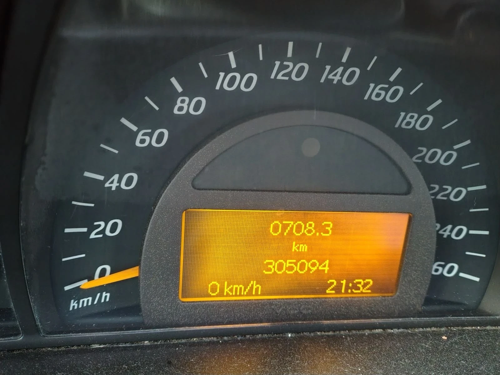 Mercedes-Benz 220, снимка 5 - Автомобили и джипове - 55878466