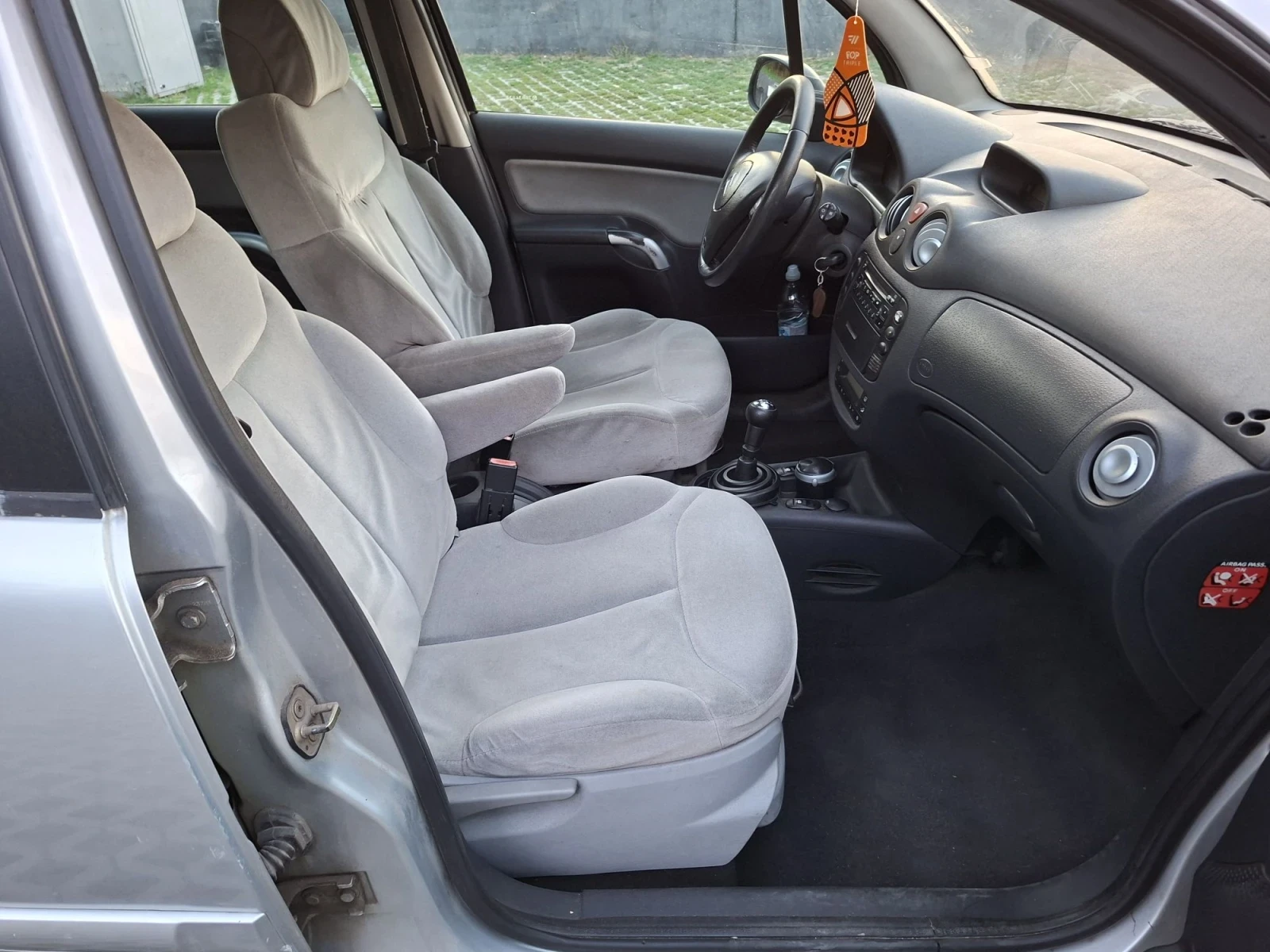 Citroen C3 1.4 HDI , снимка 9 - Автомобили и джипове - 56166756