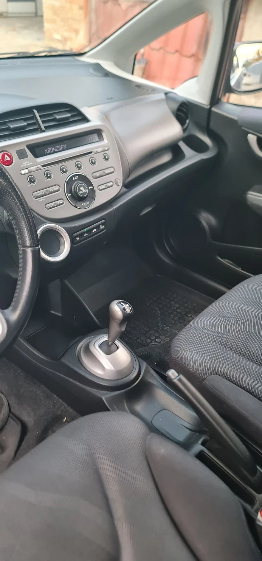 Honda Jazz, снимка 13 - Автомобили и джипове - 56453096