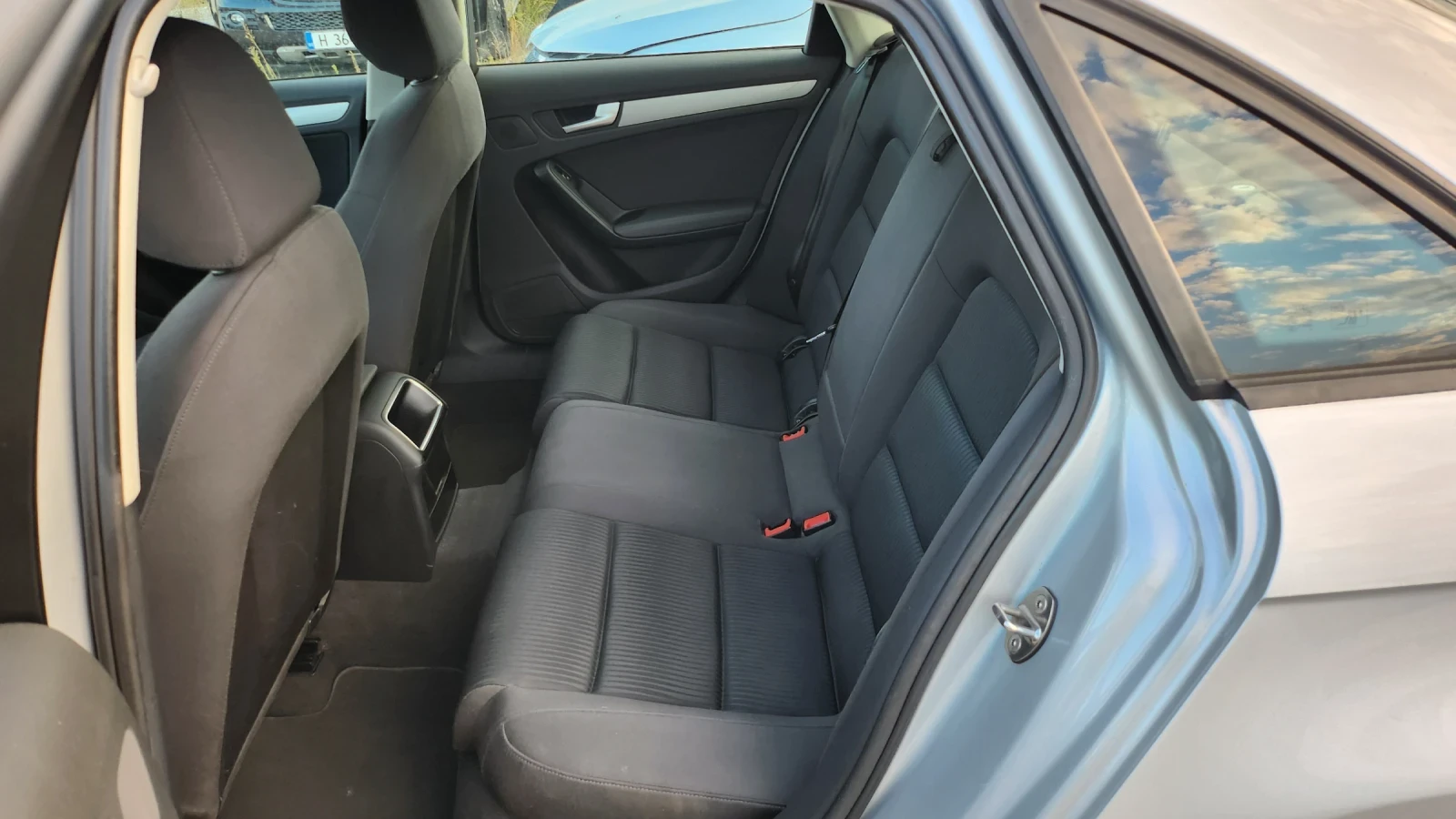 Audi A4 2.0 TDI 143�.� ����� | Mobile.bg � ����������� 12