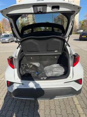 Toyota C-HR Hybrid GR, снимка 17