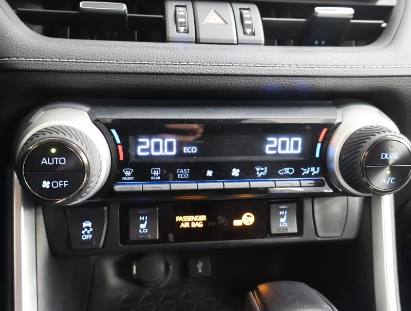 Toyota Rav4 HEV/DYNAMIC-FORCE/219HP/CARPLAY/KLESS/LED/DAB/637f, снимка 11 - Автомобили и джипове - 51453643