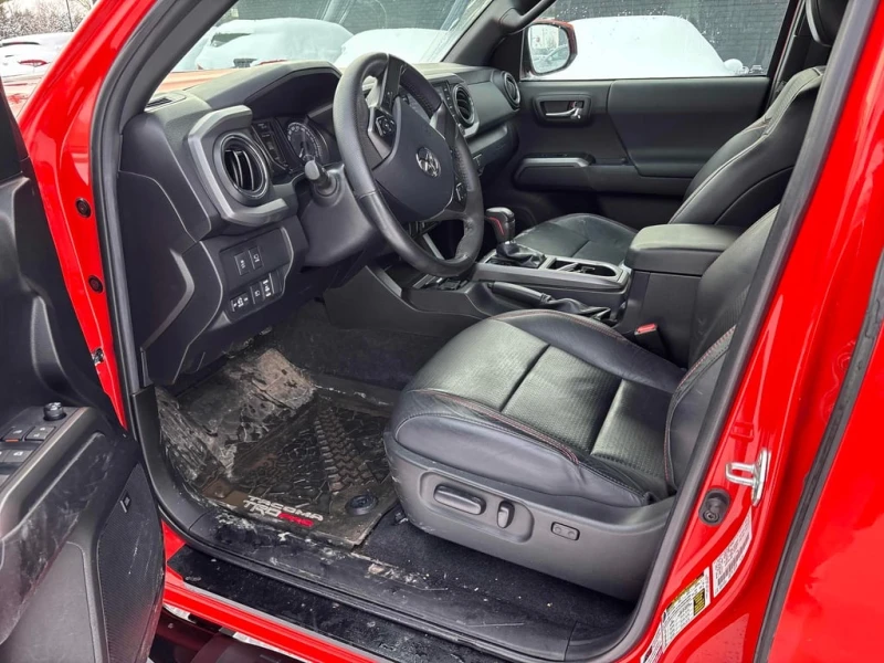 Toyota Tacoma 2023 TRD PRO * ГЛАВНО ПРЕДСТАВИТЕЛСТВО* , снимка 7 - Автомобили и джипове - 53273552