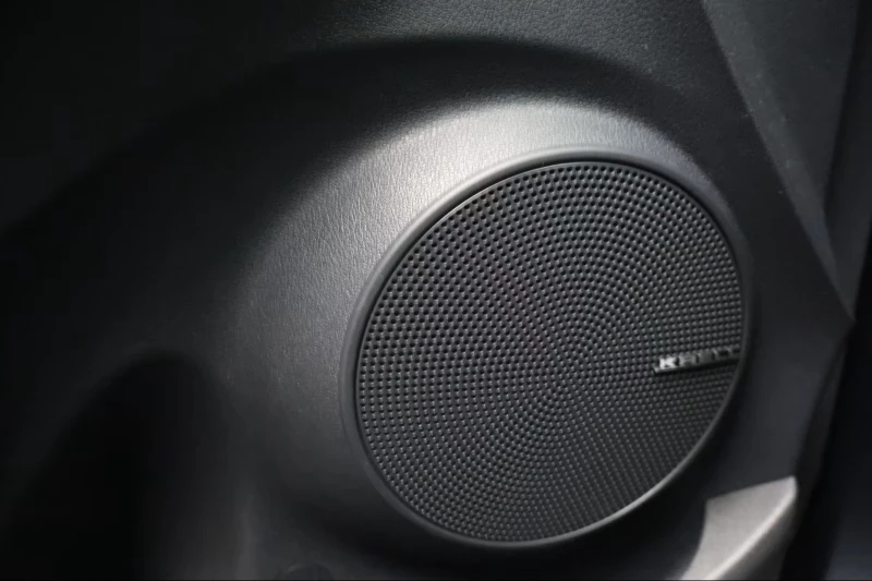 Hyundai Kona, снимка 14 - Автомобили и джипове - 53273574