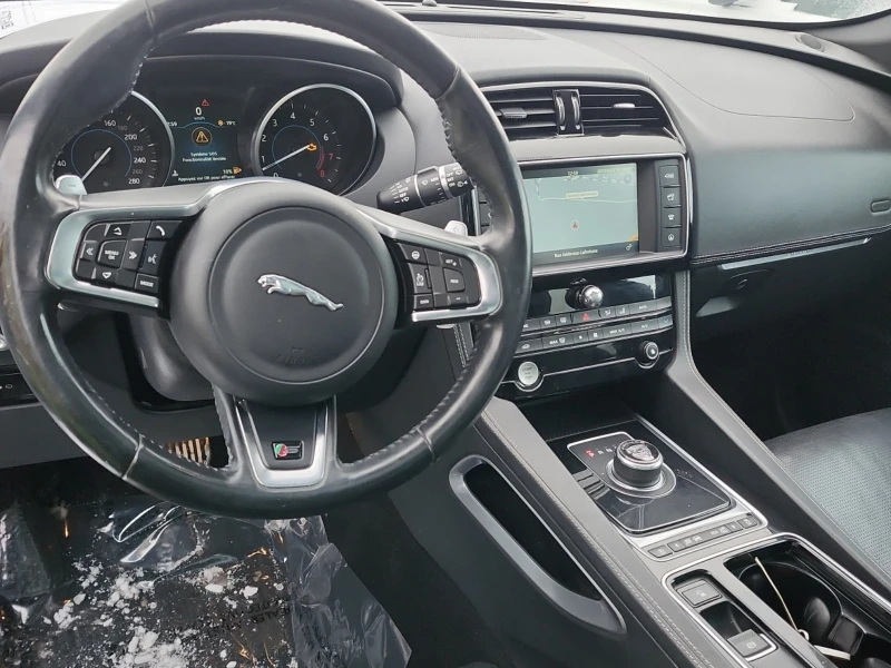 Jaguar F-PACE S * * CARFAX * * АВТО КРЕДИТ * * , снимка 6 - Автомобили и джипове - 53282456