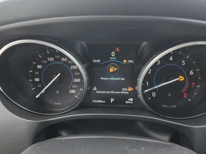 Jaguar F-PACE S * * CARFAX * * АВТО КРЕДИТ * * , снимка 7 - Автомобили и джипове - 53282456