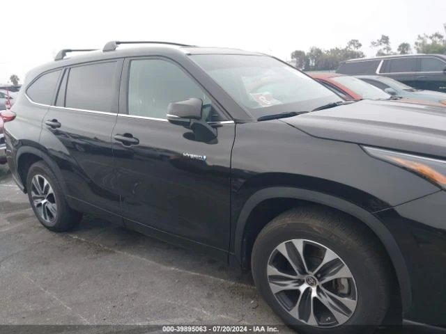 Toyota Highlander, снимка 13 - Автомобили и джипове - 49064624