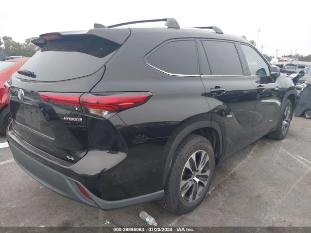 Toyota Highlander, снимка 4 - Автомобили и джипове - 49064624