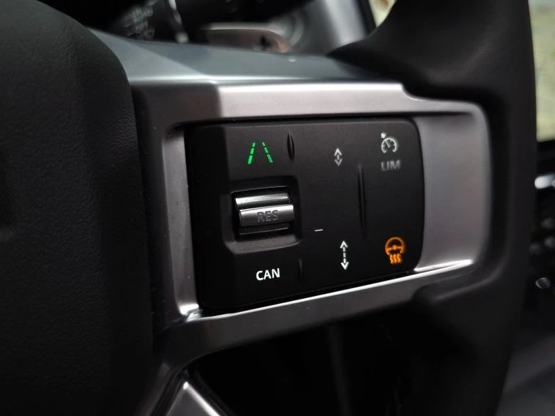 Land Rover Discovery 2.0 Automatic, снимка 15 - Автомобили и джипове - 55844365
