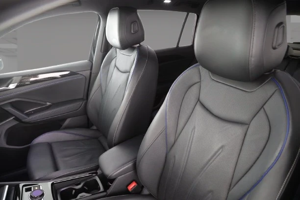 VW Tiguan 2.0 TDI 4Motion = R-Line = Гаранция, снимка 8 - Автомобили и джипове - 56301372