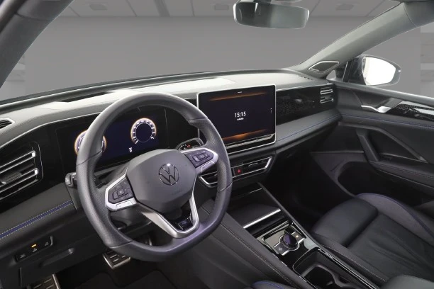 VW Tiguan 2.0 TDI 4Motion = R-Line = Гаранция, снимка 6 - Автомобили и джипове - 56301372