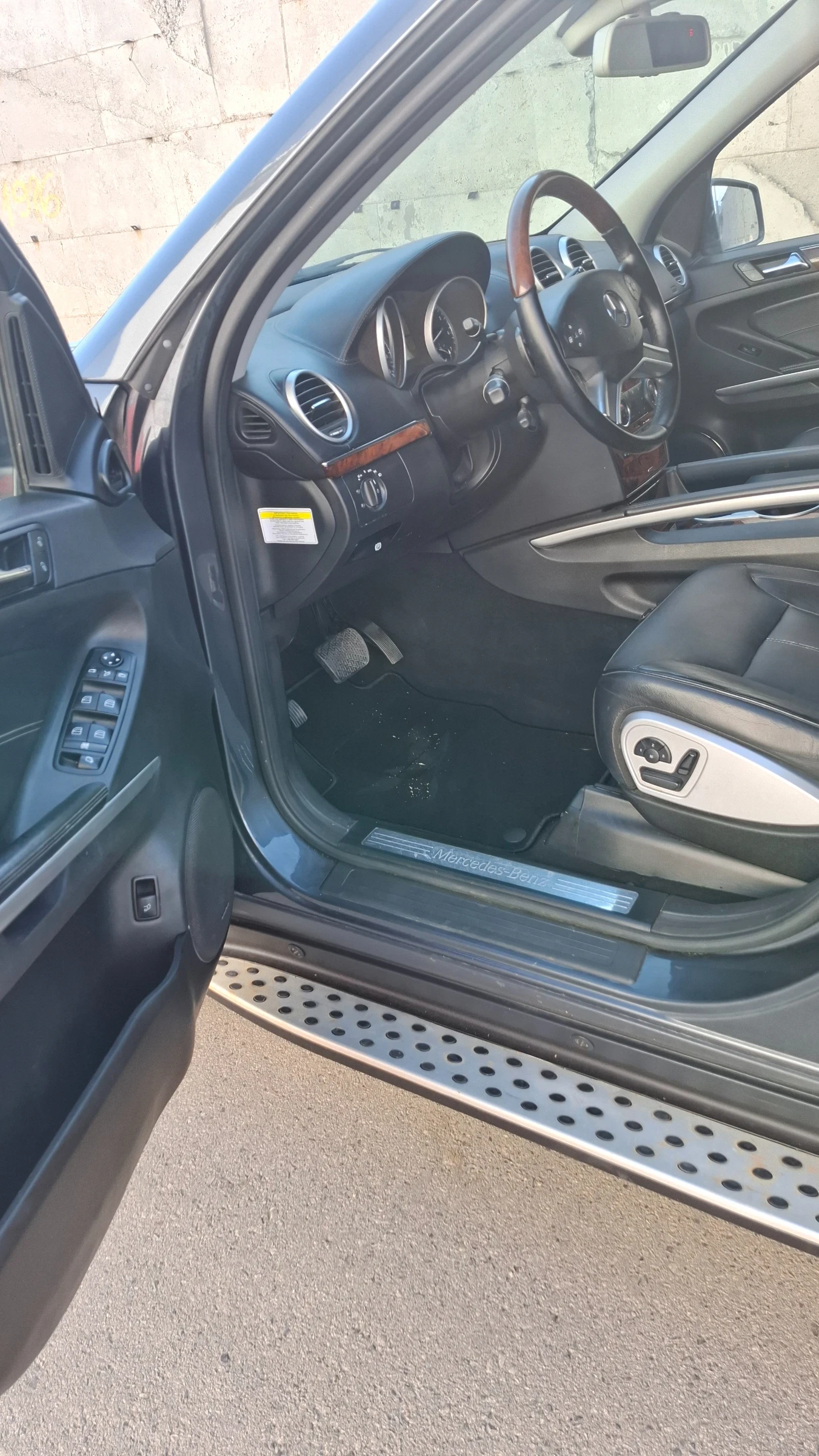 Mercedes-Benz GL 500 AMG GRAND EDITION 5.5 - изображение 8