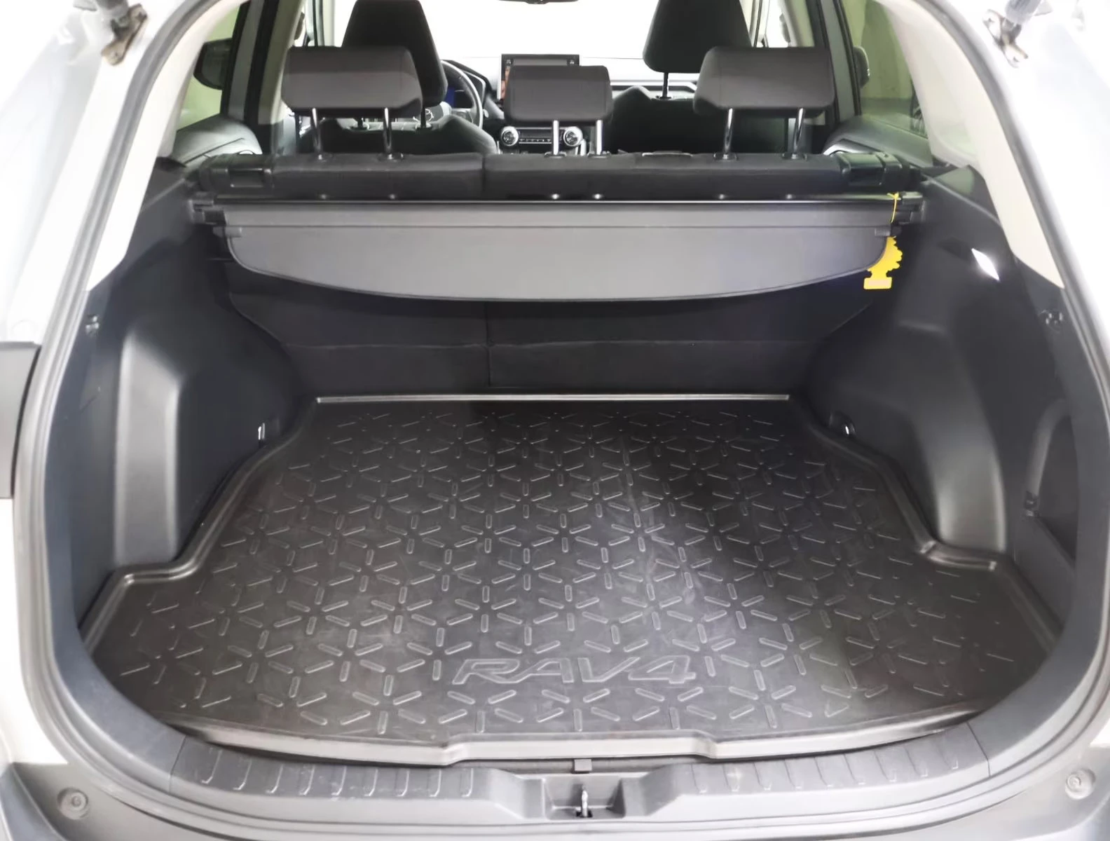 Toyota Rav4 HEV/DYNAMIC-FORCE/219HP/CARPLAY/KLESS/LED/DAB/637f - изображение 7