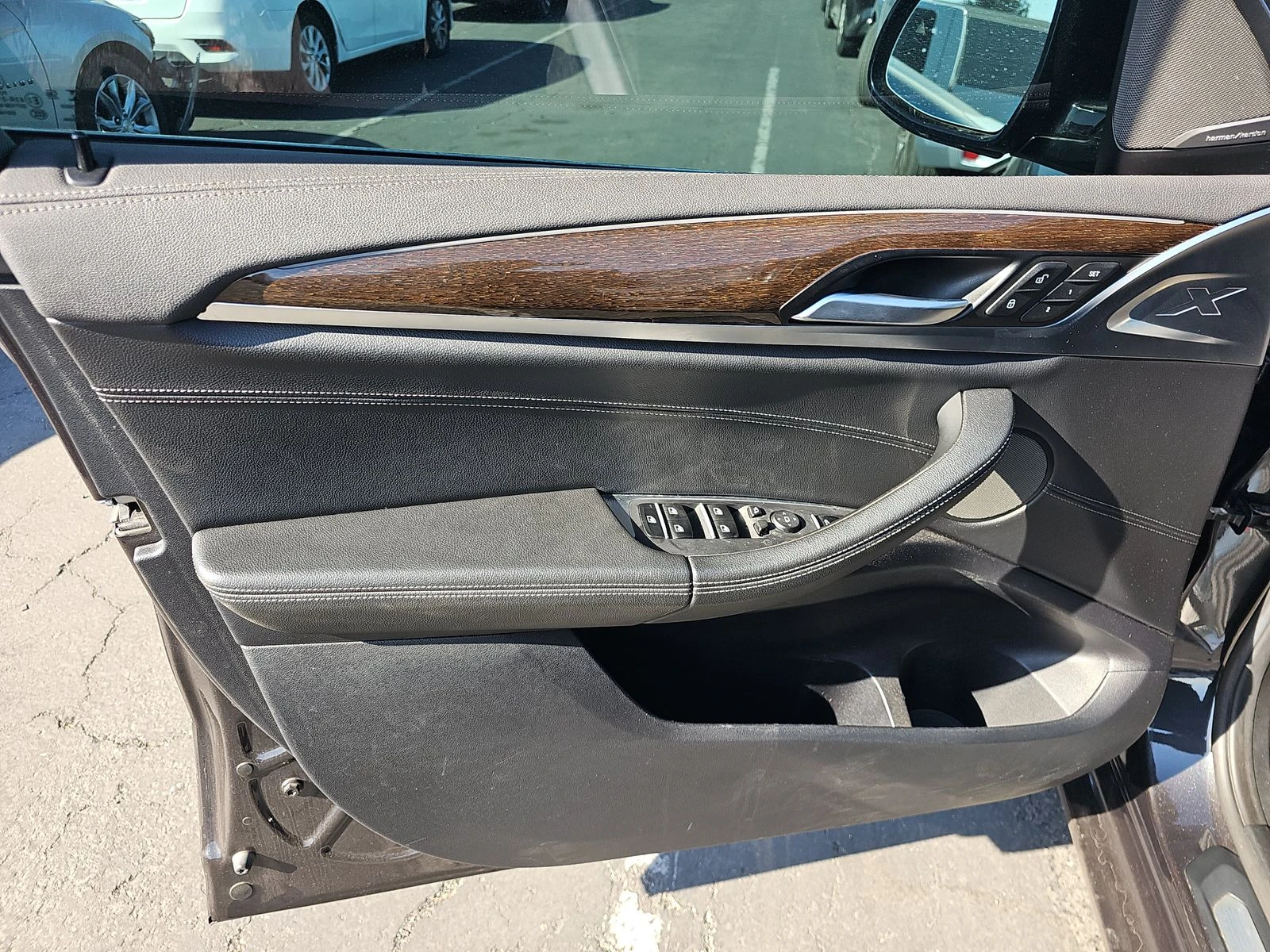 BMW X3 M40I* ДИГИТАЛНО* ТАБЛО* ПОДГРЕВ* КАМЕРА* КЕЙЛЕС* М - изображение 7