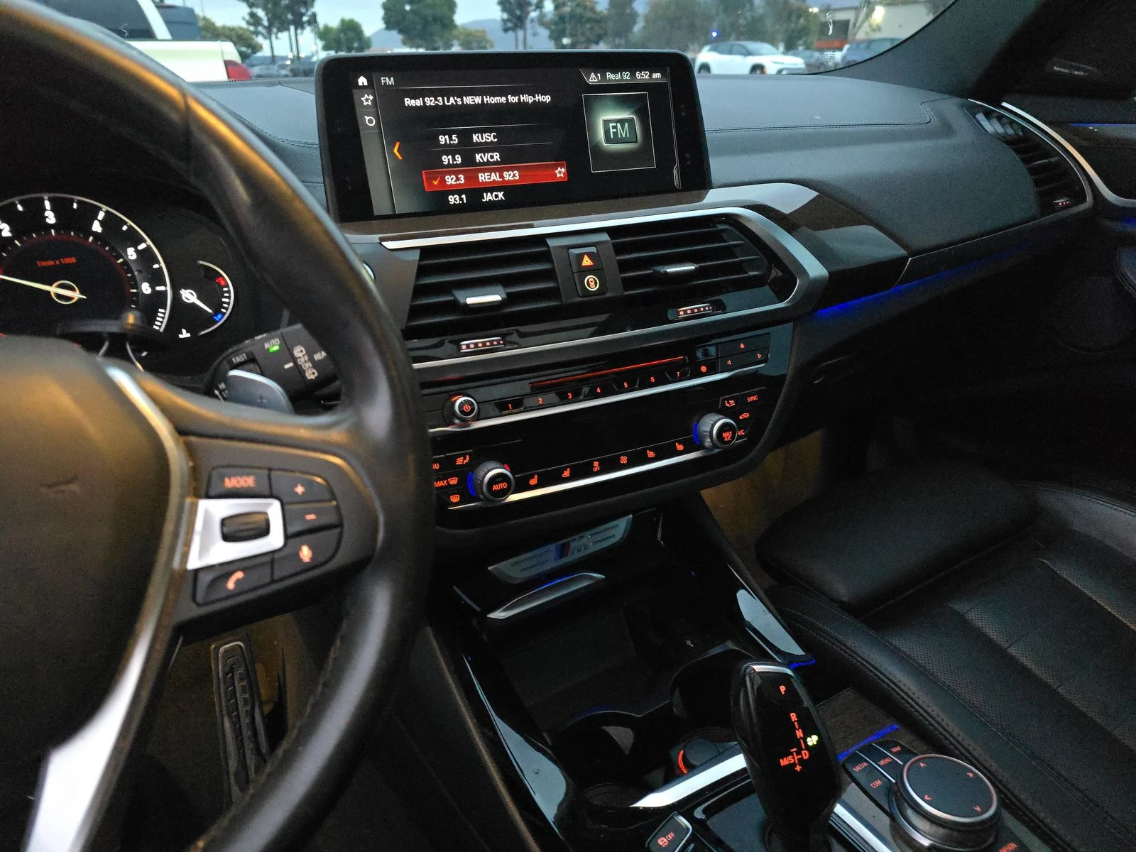 BMW X3 M40I* ДИГИТАЛНО* ТАБЛО* ПОДГРЕВ* КАМЕРА* КЕЙЛЕС* М - изображение 9