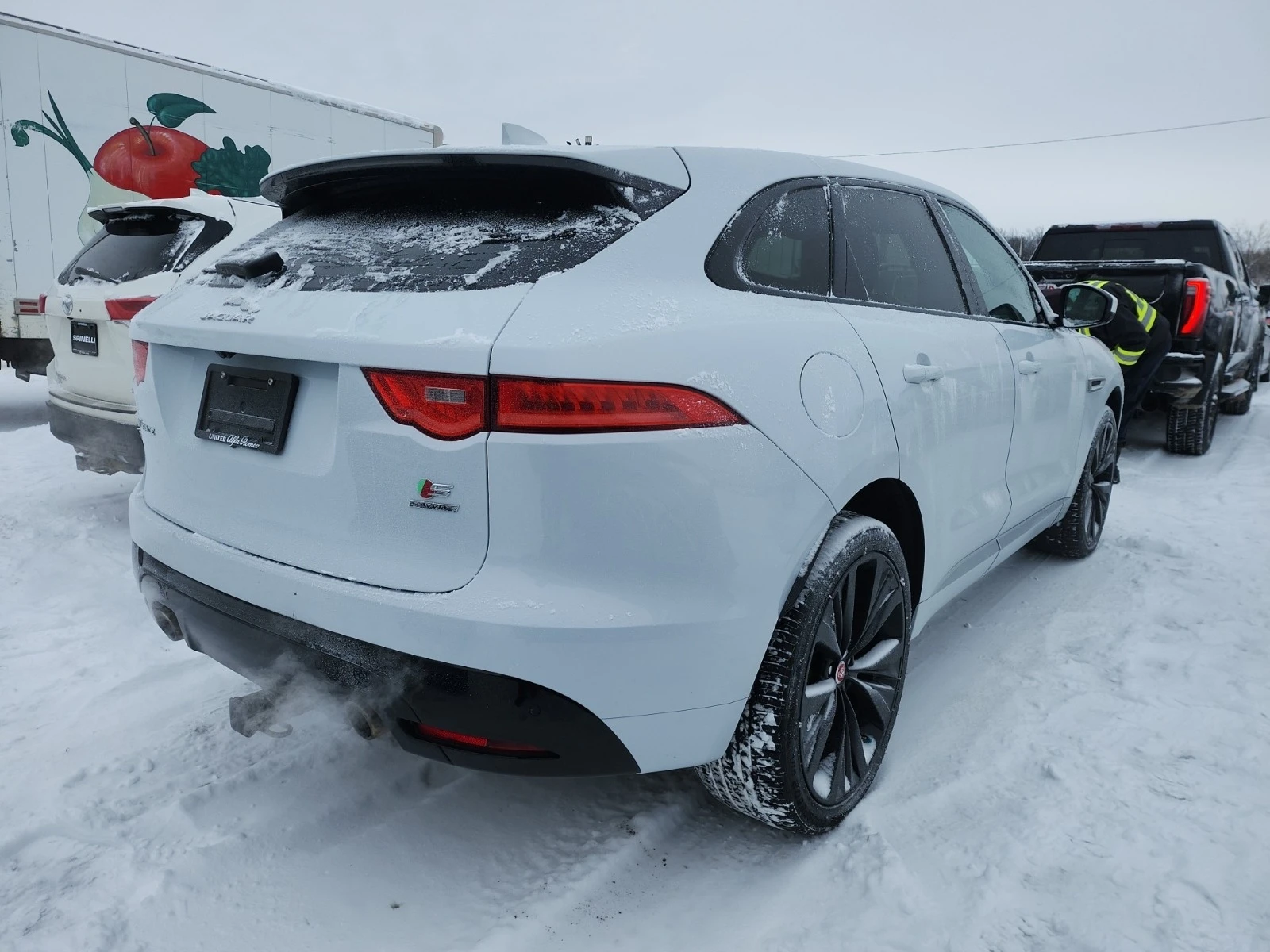 Jaguar F-PACE S * * CARFAX * * АВТО КРЕДИТ * *  - изображение 3