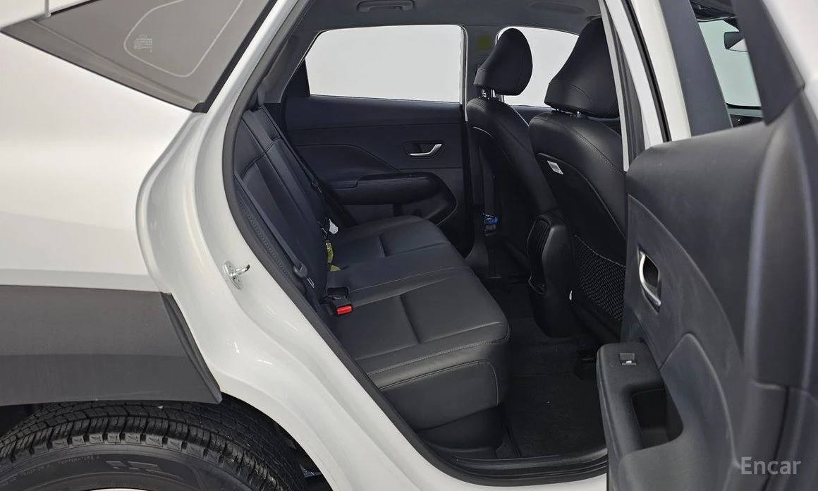 Hyundai Kona, снимка 11 - Автомобили и джипове - 55068237