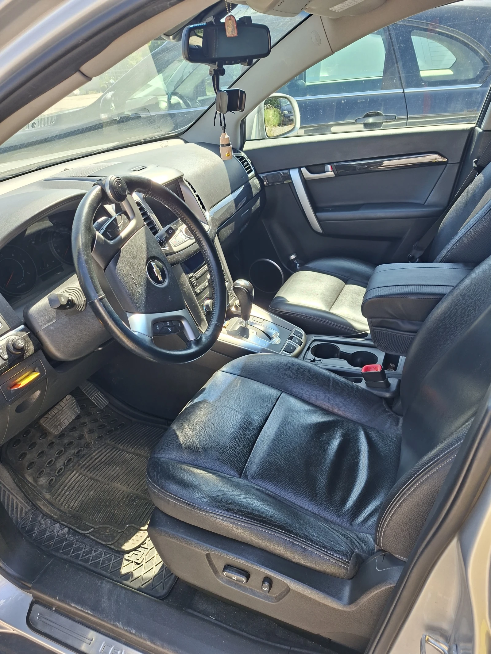 Chevrolet Captiva, снимка 2 - Автомобили и джипове - 55387028