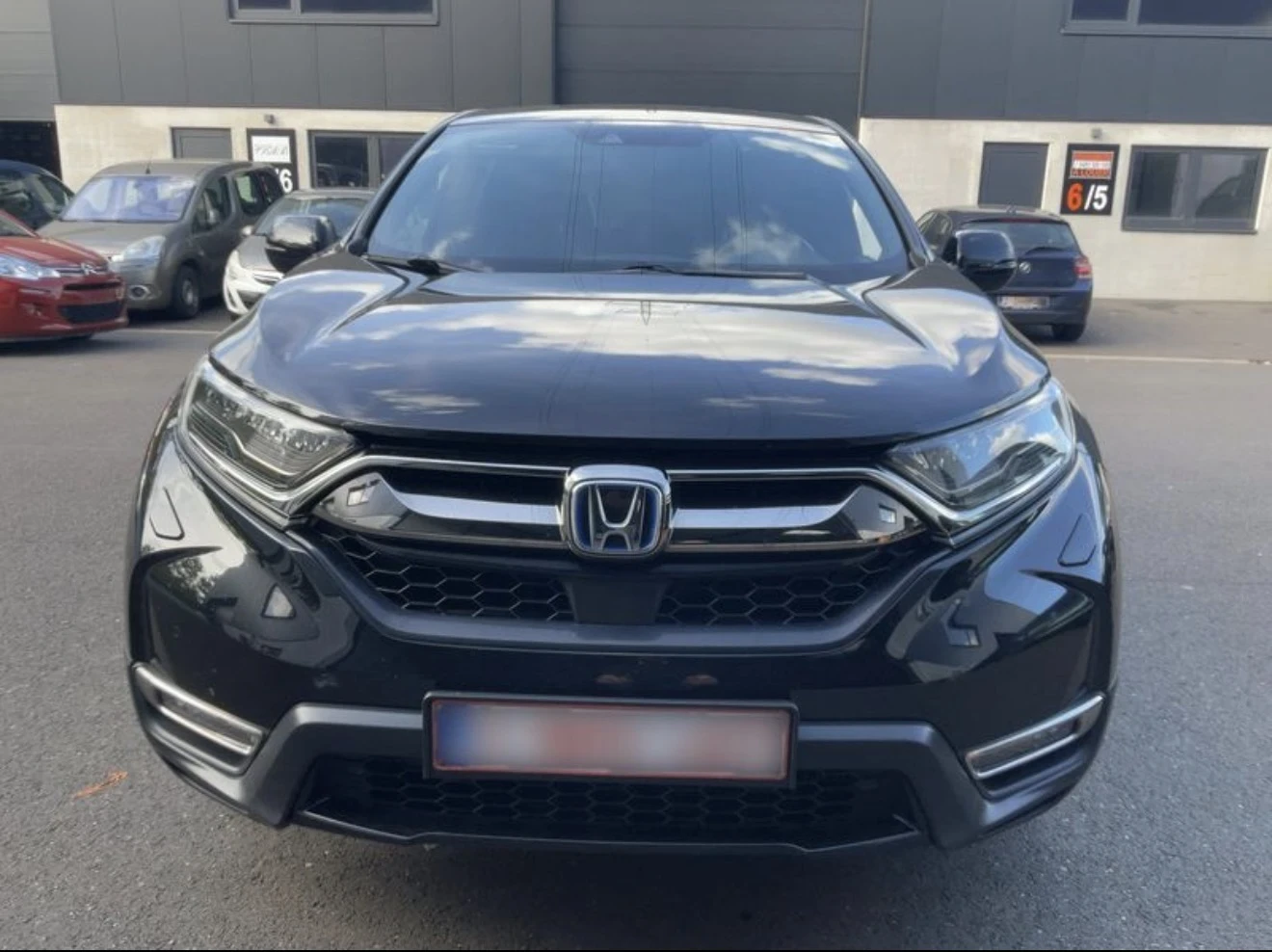 Honda Cr-v 2.0-Hybrid-Sport Line-Лизинг през Уникредит ., снимка 2 - Автомобили и джипове - 56267472