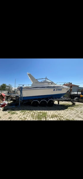 Моторна яхта Fairline, снимка 4 - Воден транспорт - 53322532