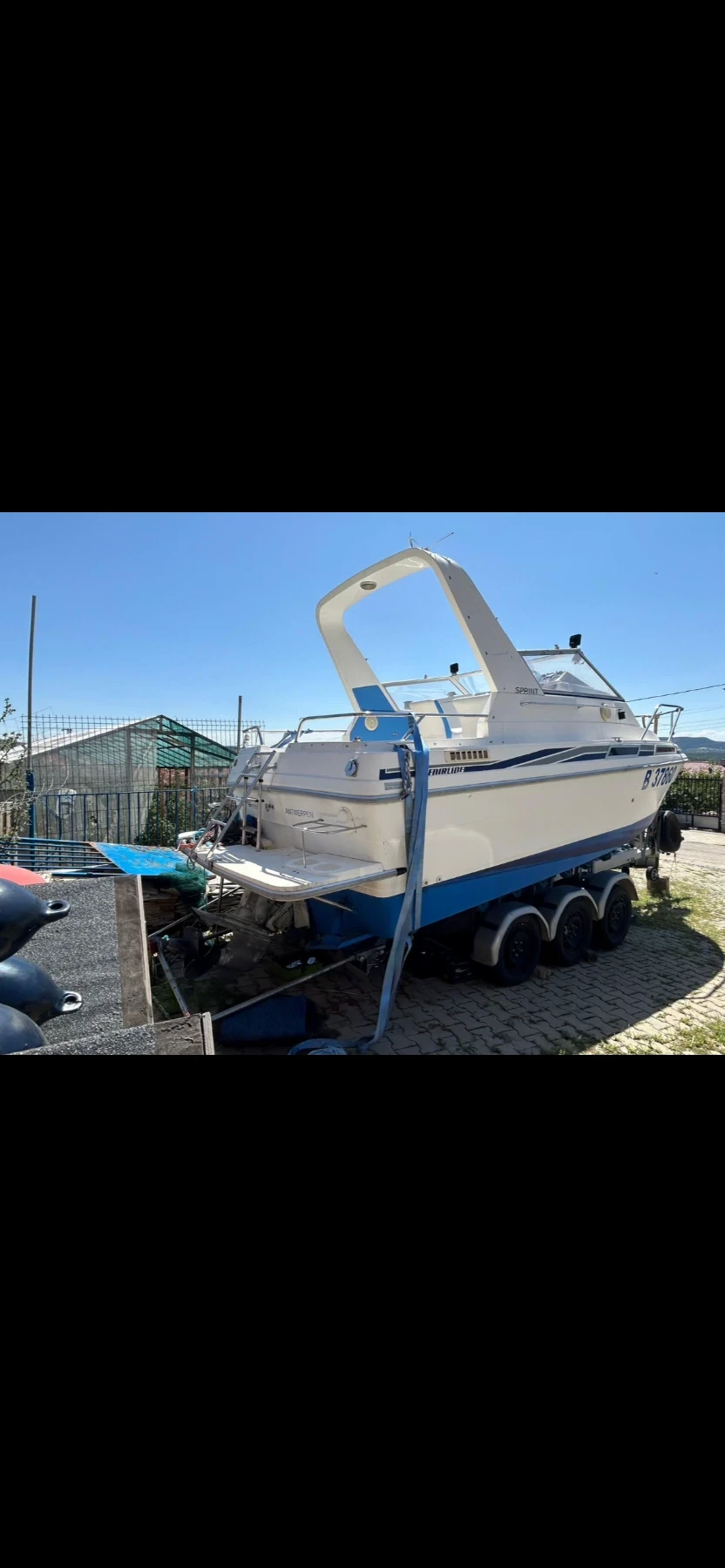 Моторна яхта Fairline  - изображение 3