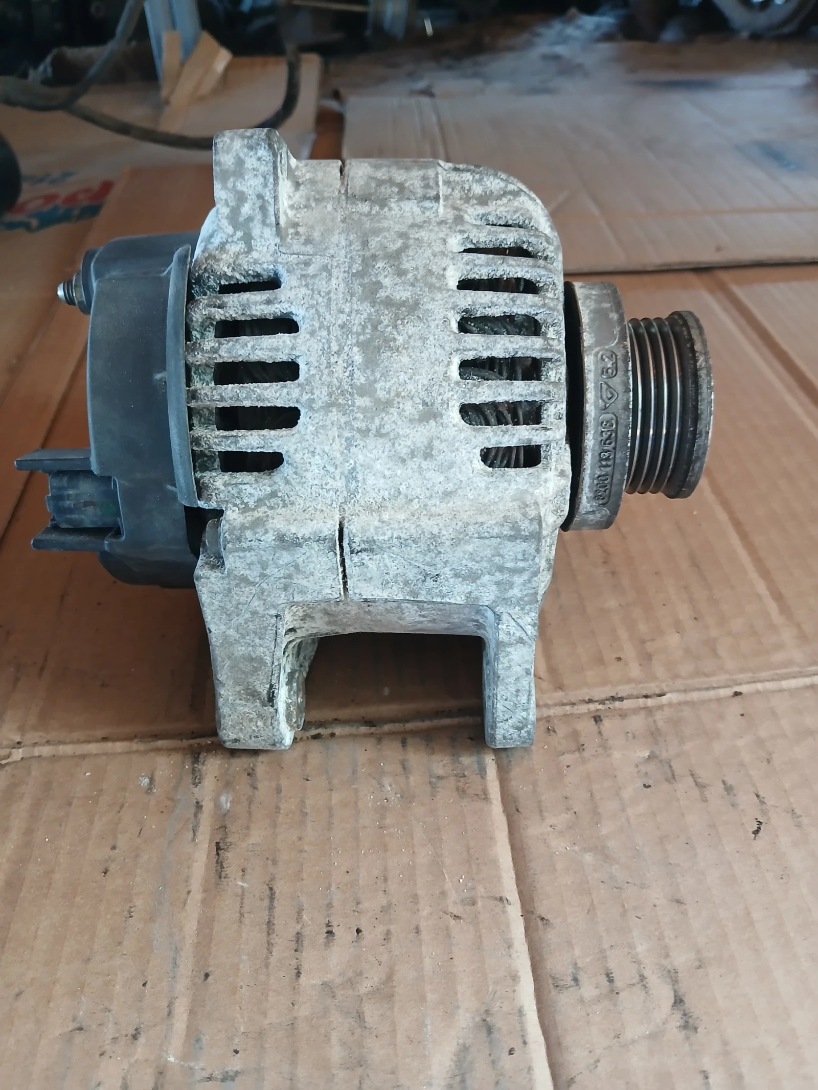 8200 100907  алтернатор Nissan Micra K12 1.5dci, снимка 2 - Части - 55307923