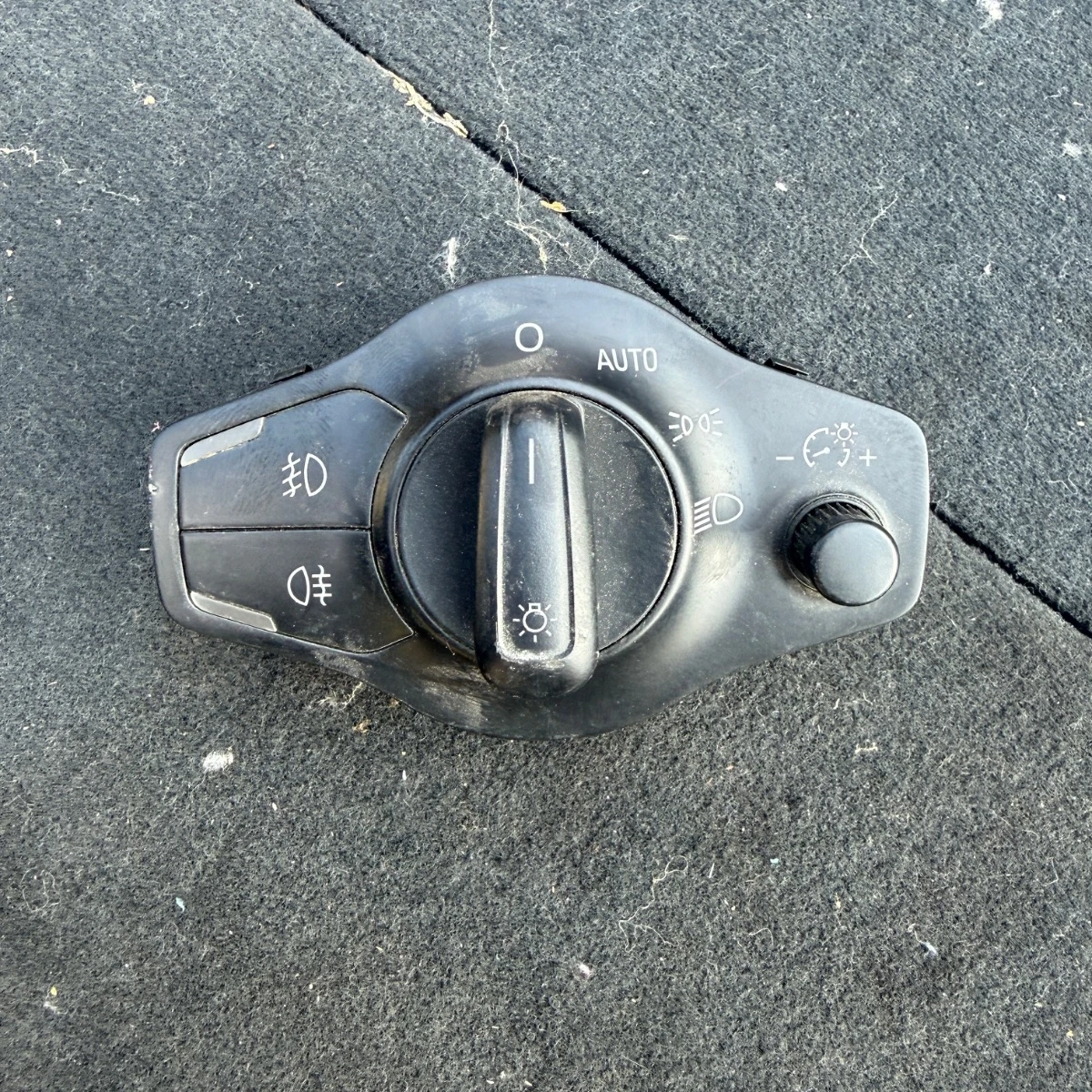 Ключ управление на светлини за Audi A4 B8 8K0941531C-2597