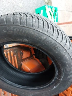 Гуми Зимни 235/45R18, снимка 8