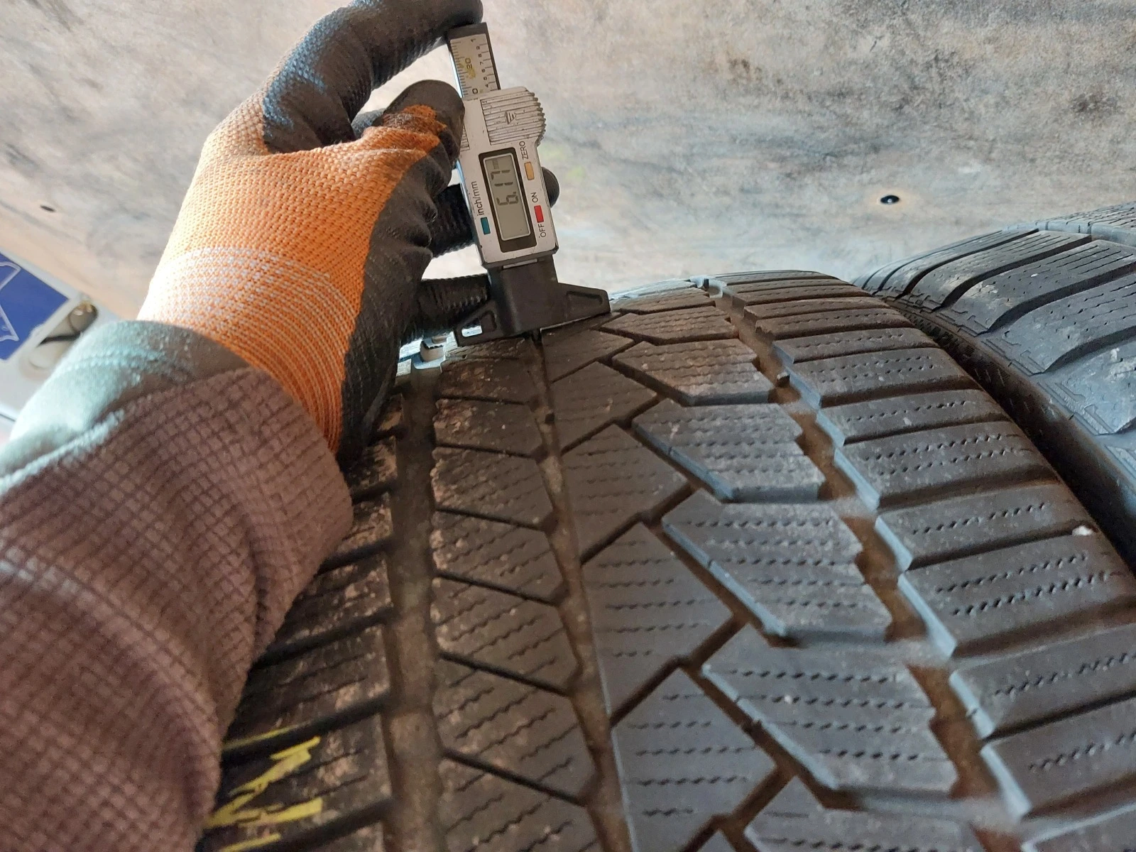 ���� 255/35R19 | Mobile.bg � ����������� 4
