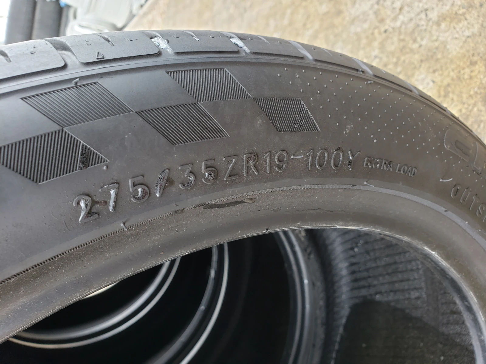 Гуми Летни 275/35R19, снимка 6 - Гуми и джанти - 54388324