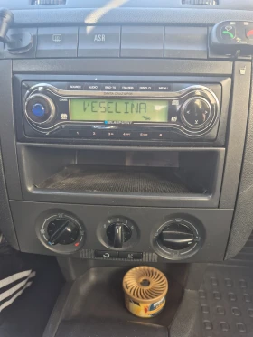 Skoda Fabia 1.4, 16V 80кс. BUD, снимка 10