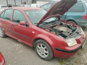 VW Bora 1.6 Капарирана, снимка 2