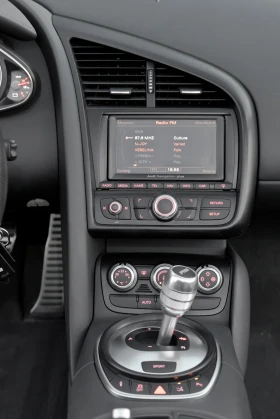 Audi R8 Spyder | Mobile.bg � ����� ������ 13