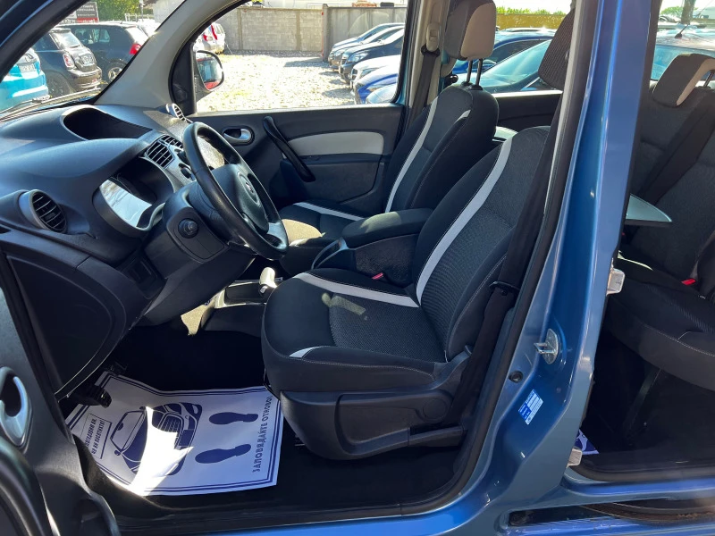 Renault Kangoo 1.6i LUX EDITION , снимка 10 - Автомобили и джипове - 45193348