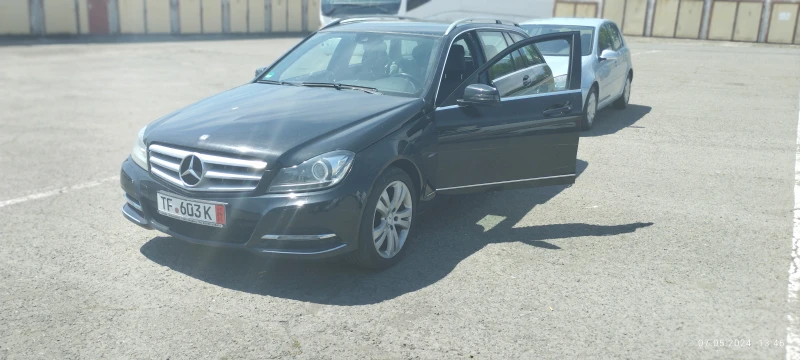 Mercedes-Benz C 220, снимка 2 - Автомобили и джипове - 48099355