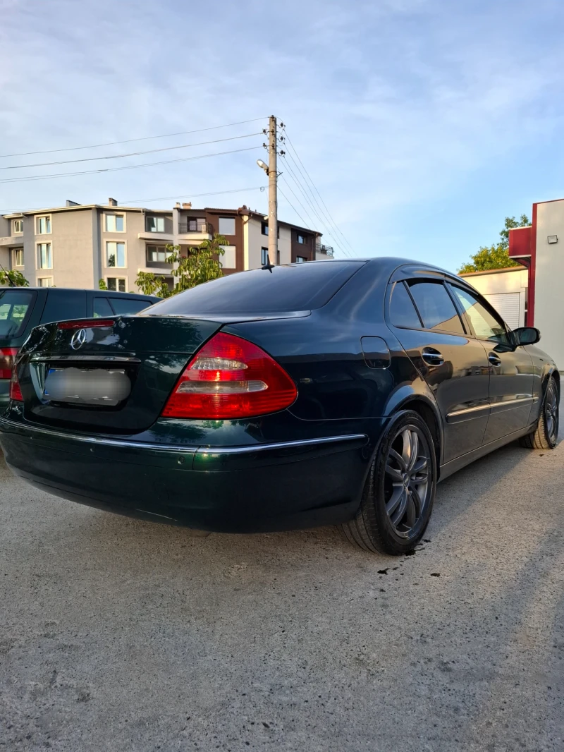 Mercedes-Benz E 270, снимка 5 - Автомобили и джипове - 49244747