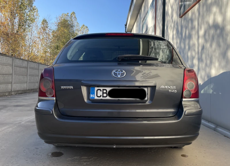 Toyota Avensis T25 2.2 D-4D 150hp фейслифт, снимка 3 - Автомобили и джипове - 52360372