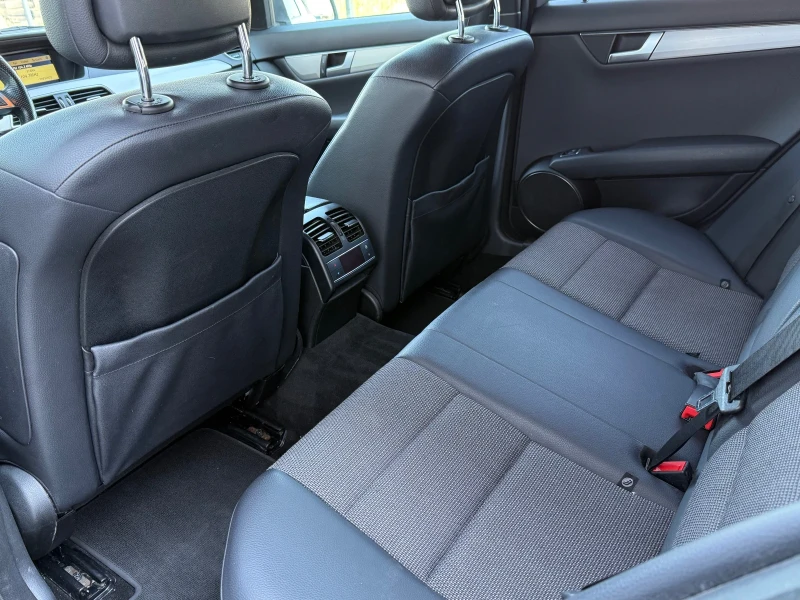 Mercedes-Benz C 350 КОЛЕДНО ПРОМО* AMG* 265кс* 7G* PODGREV* HARMAN/K, снимка 11 - Автомобили и джипове - 50996174